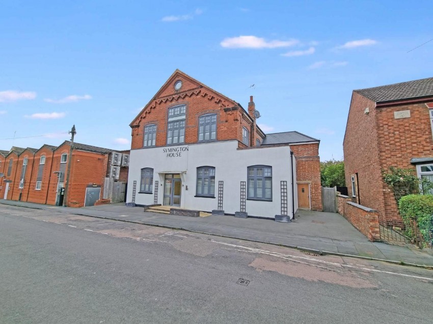 1 bedroom Apartment For Sale
