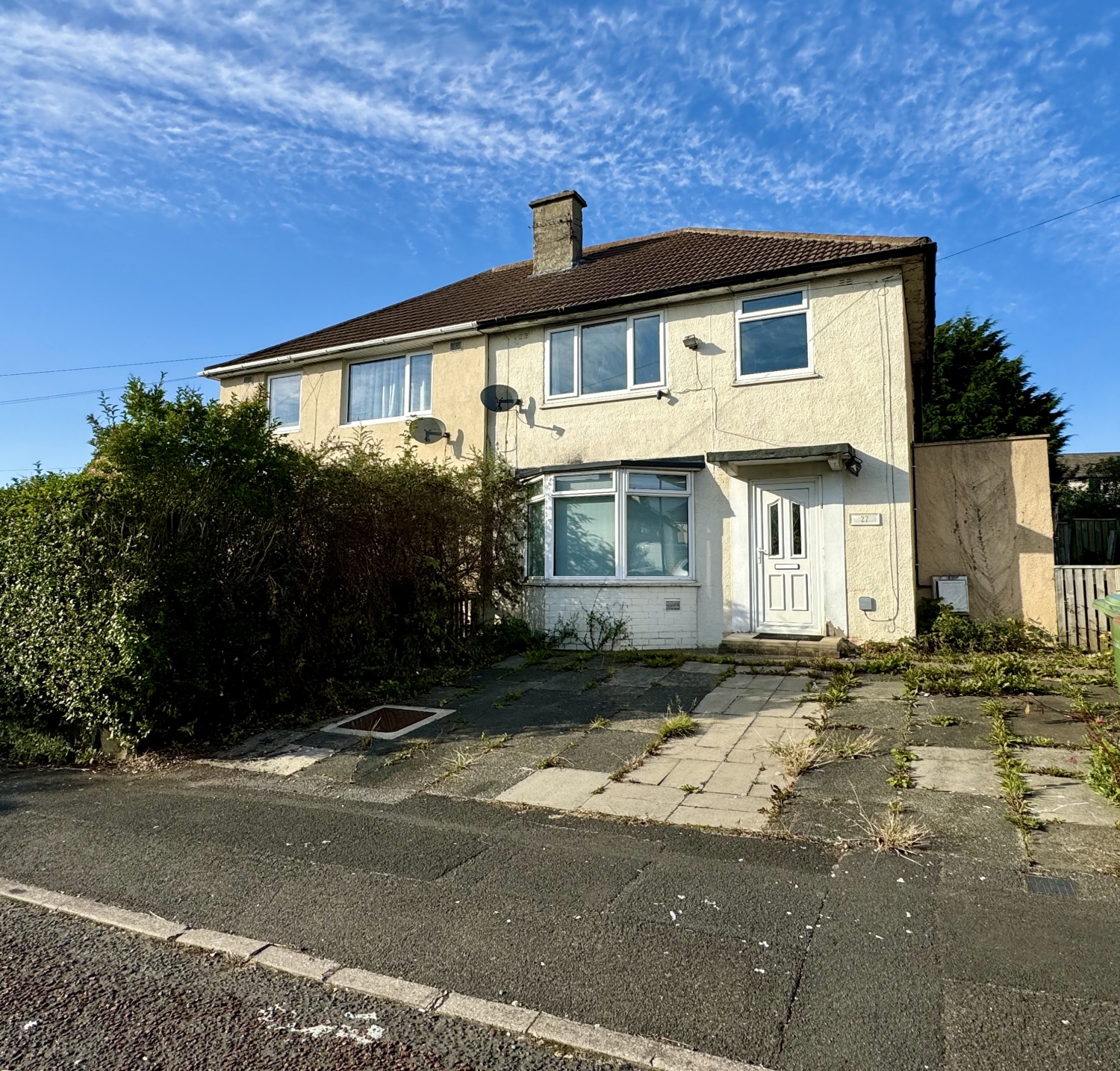3 bedroom Semi-Detached For Sale