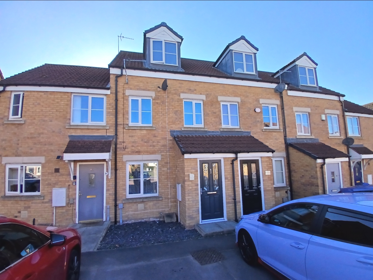 3 bedroom Terraced For Sale