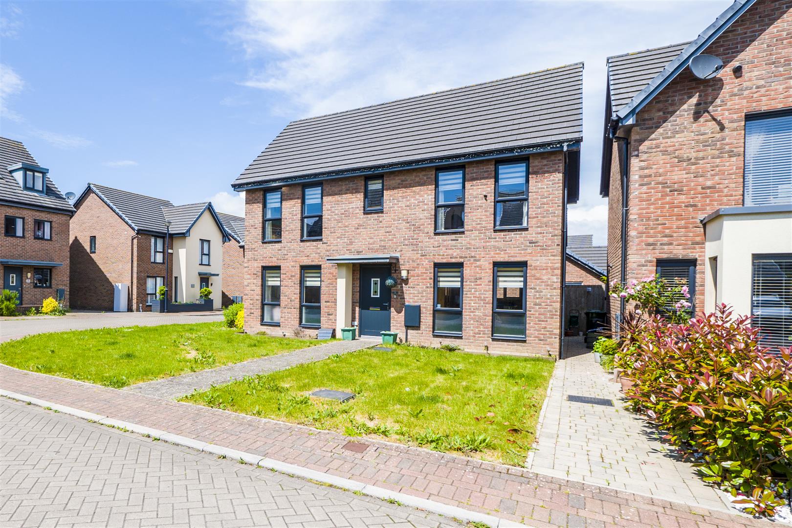 4 bedroom Detached House SSTC