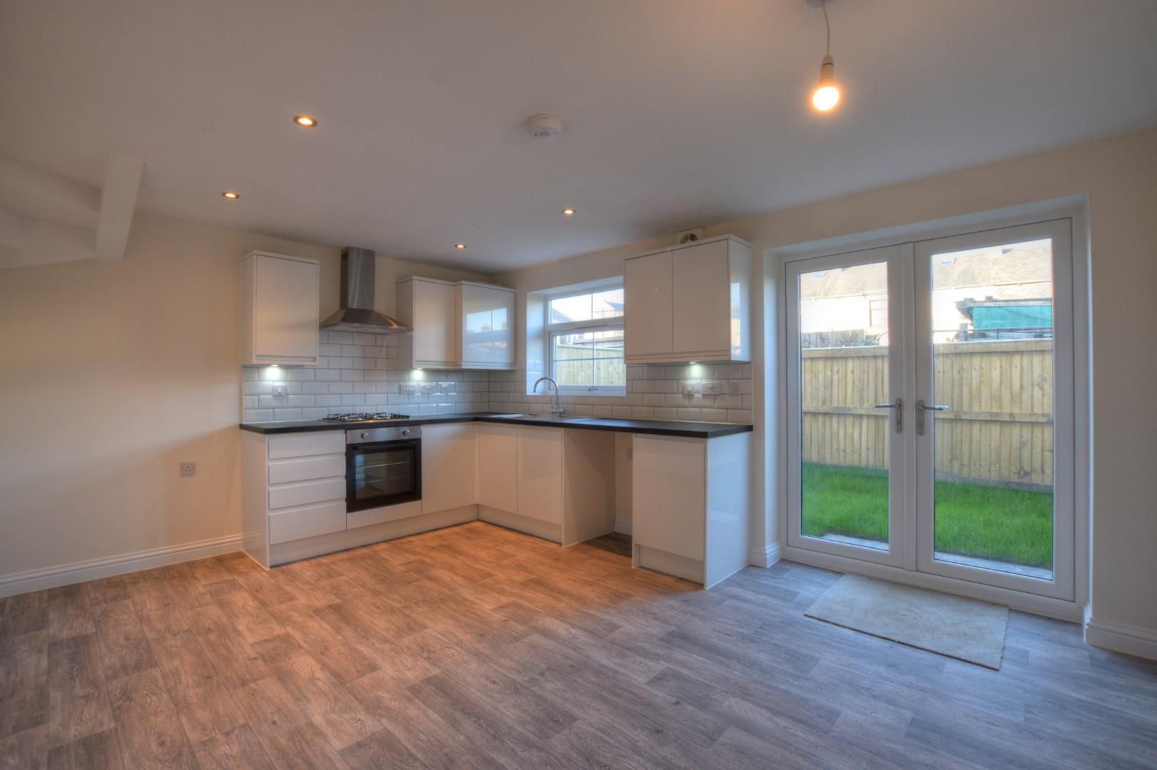 3 bedroom Townhouse For Sale
