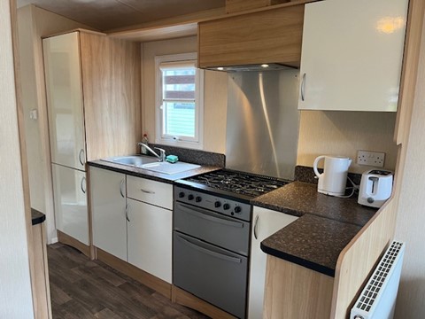 2 bedroom Static Home For Sale