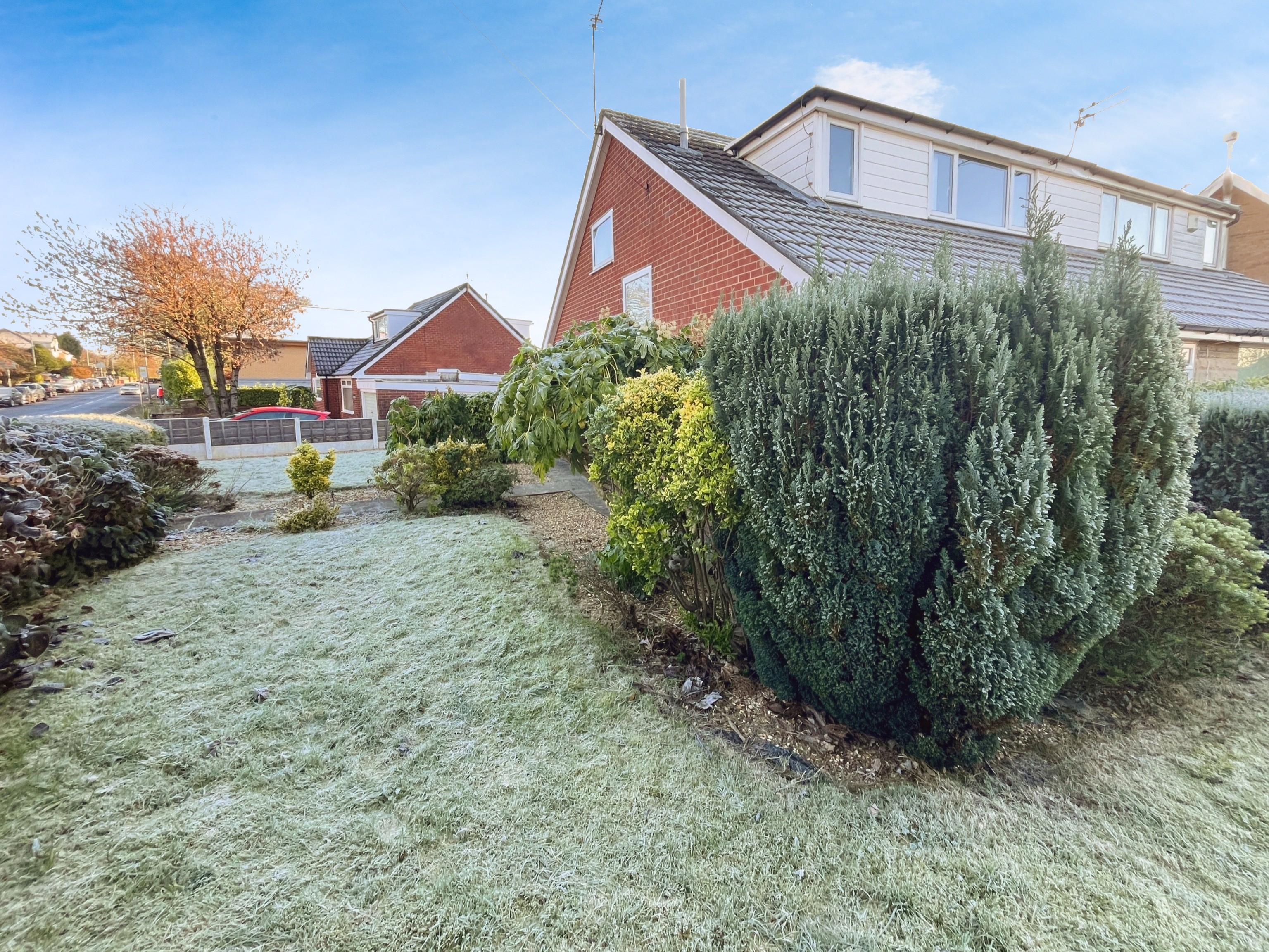 3 bedroom House For Sale