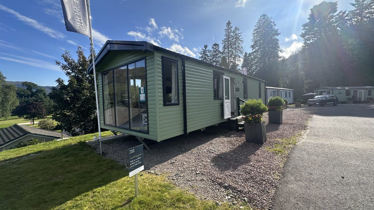 3 bedroom Static Home For Sale