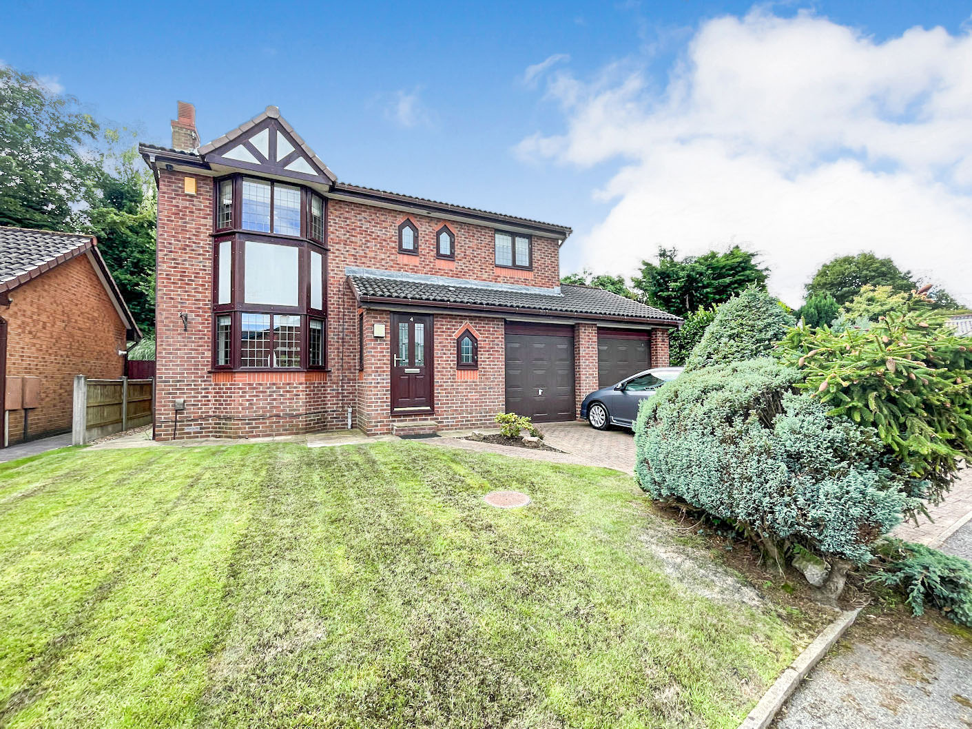 4 bedroom House (unspecified) For Sale