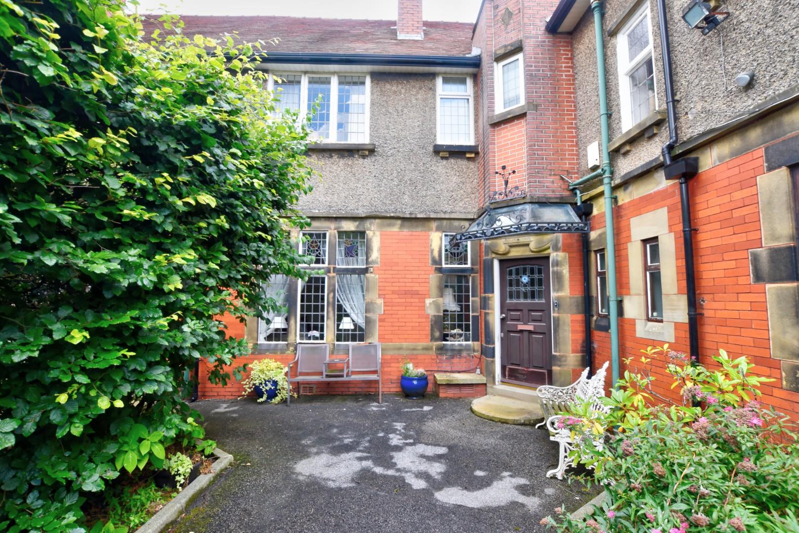 4 bedroom Semi-Detached SSTC