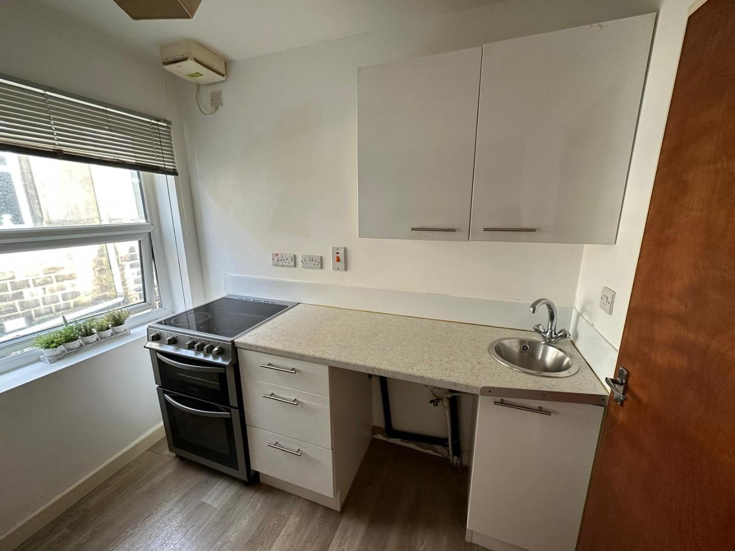 1 bedroom Purpose Built Let Agreed