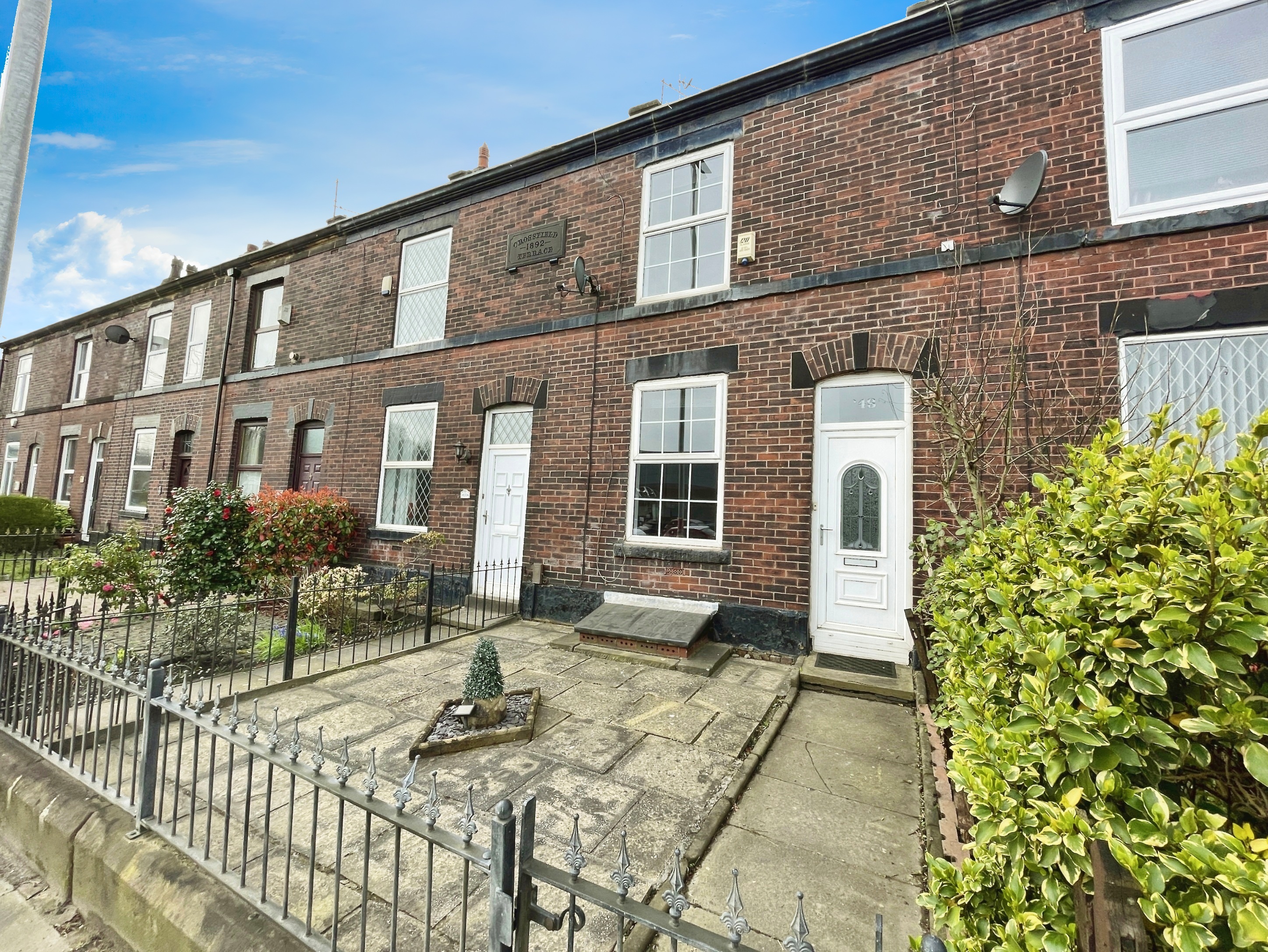 2 bedroom House (unspecified) SSTC