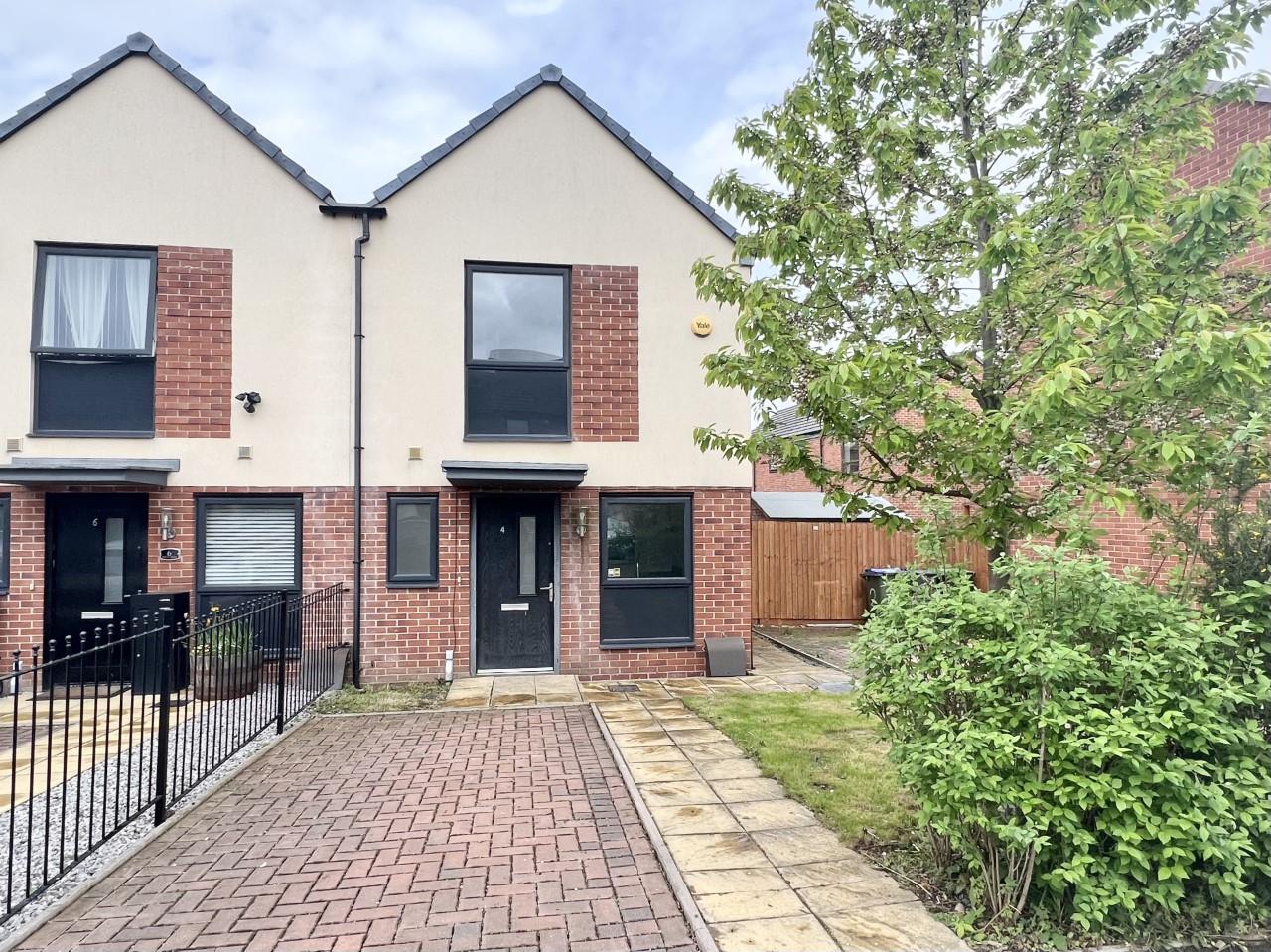 2 bedroom End of terrace house Let