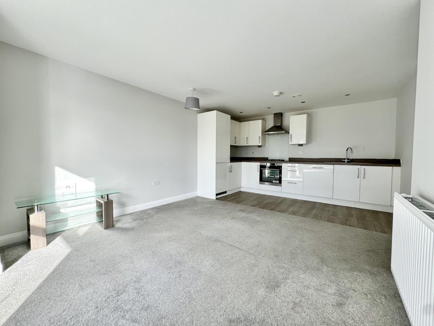 2 bedroom Apartment Let