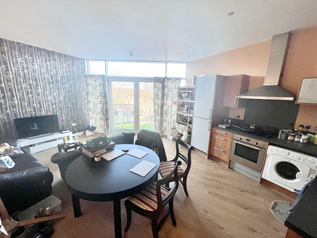 2 bedroom Apartment To Let