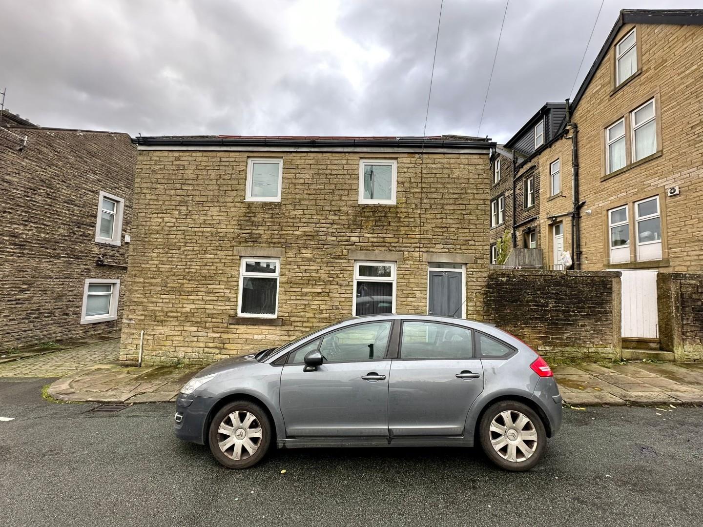 2 bedroom Cottage To Let