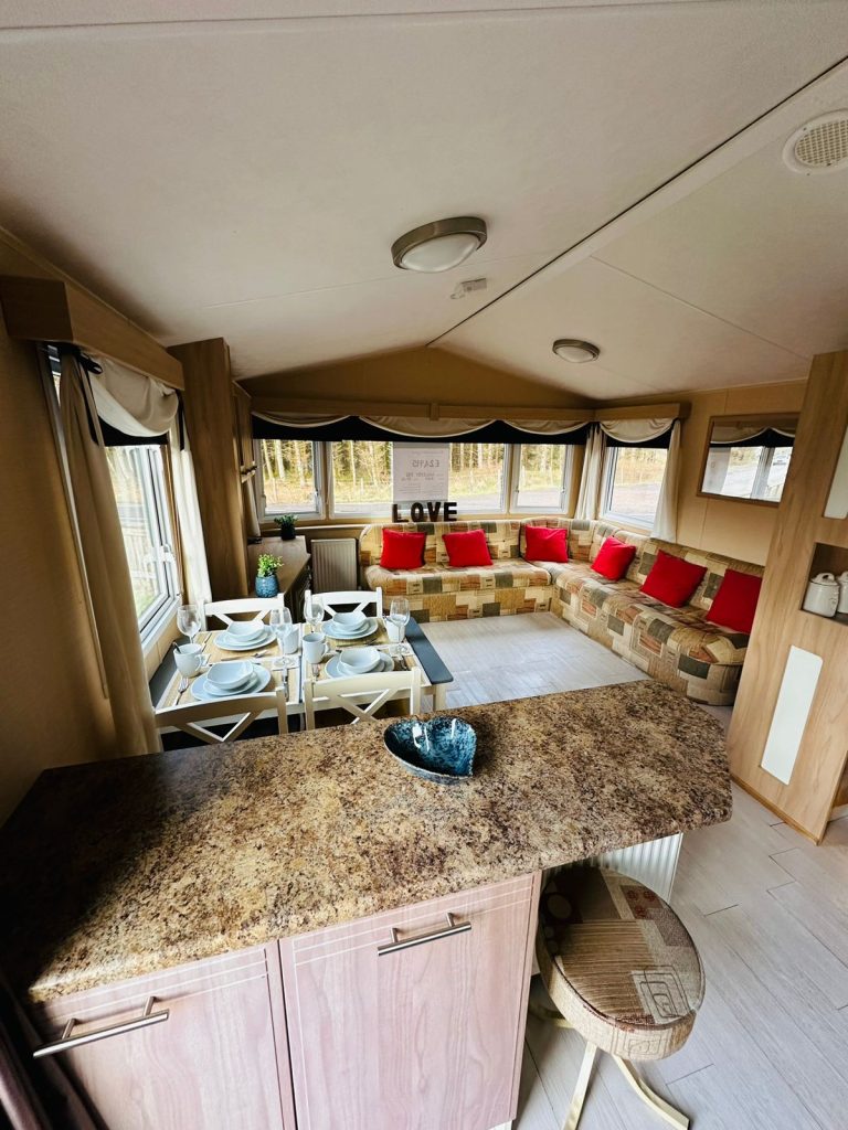 3 bedroom  For Sale