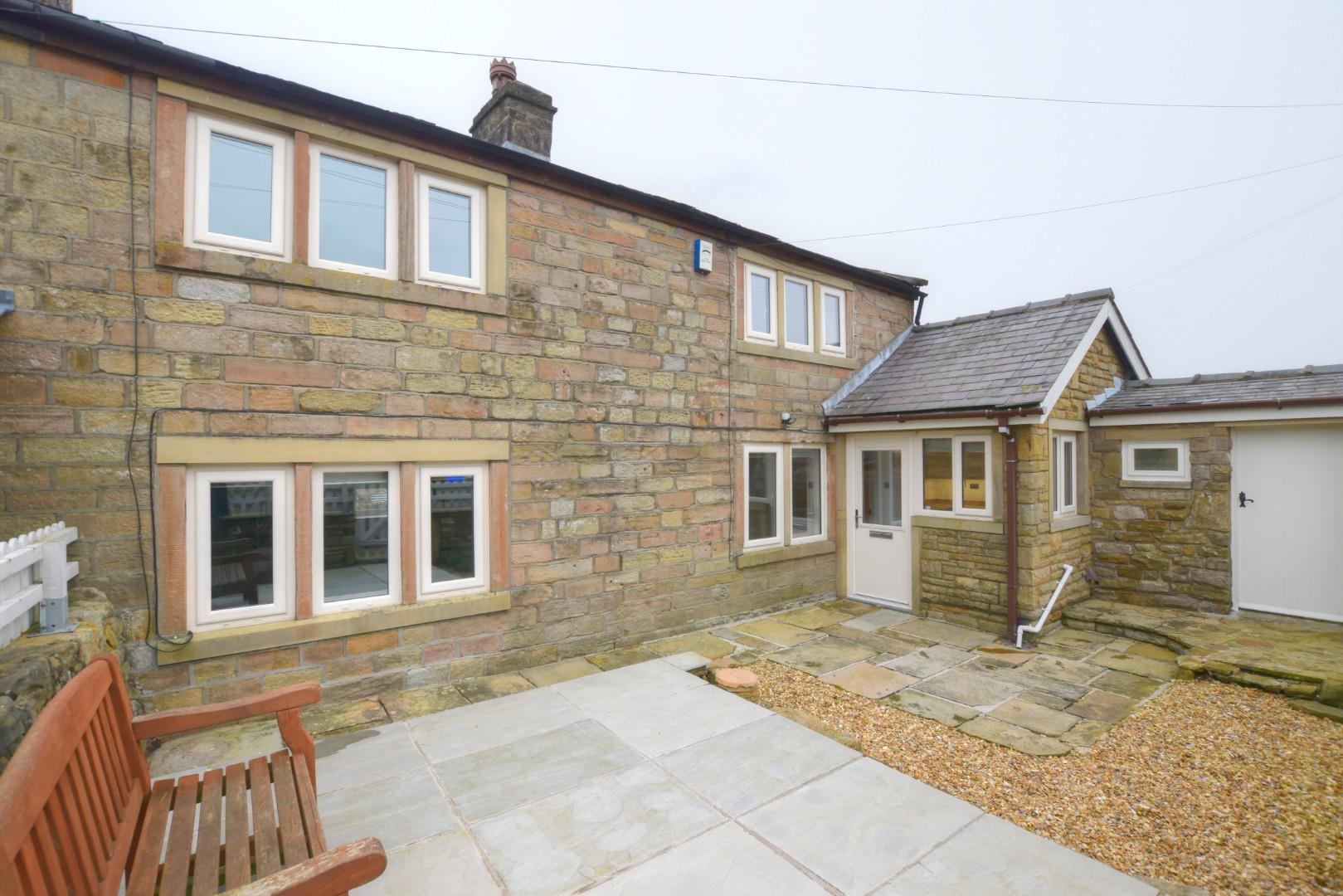 3 bedroom Cottage To Let