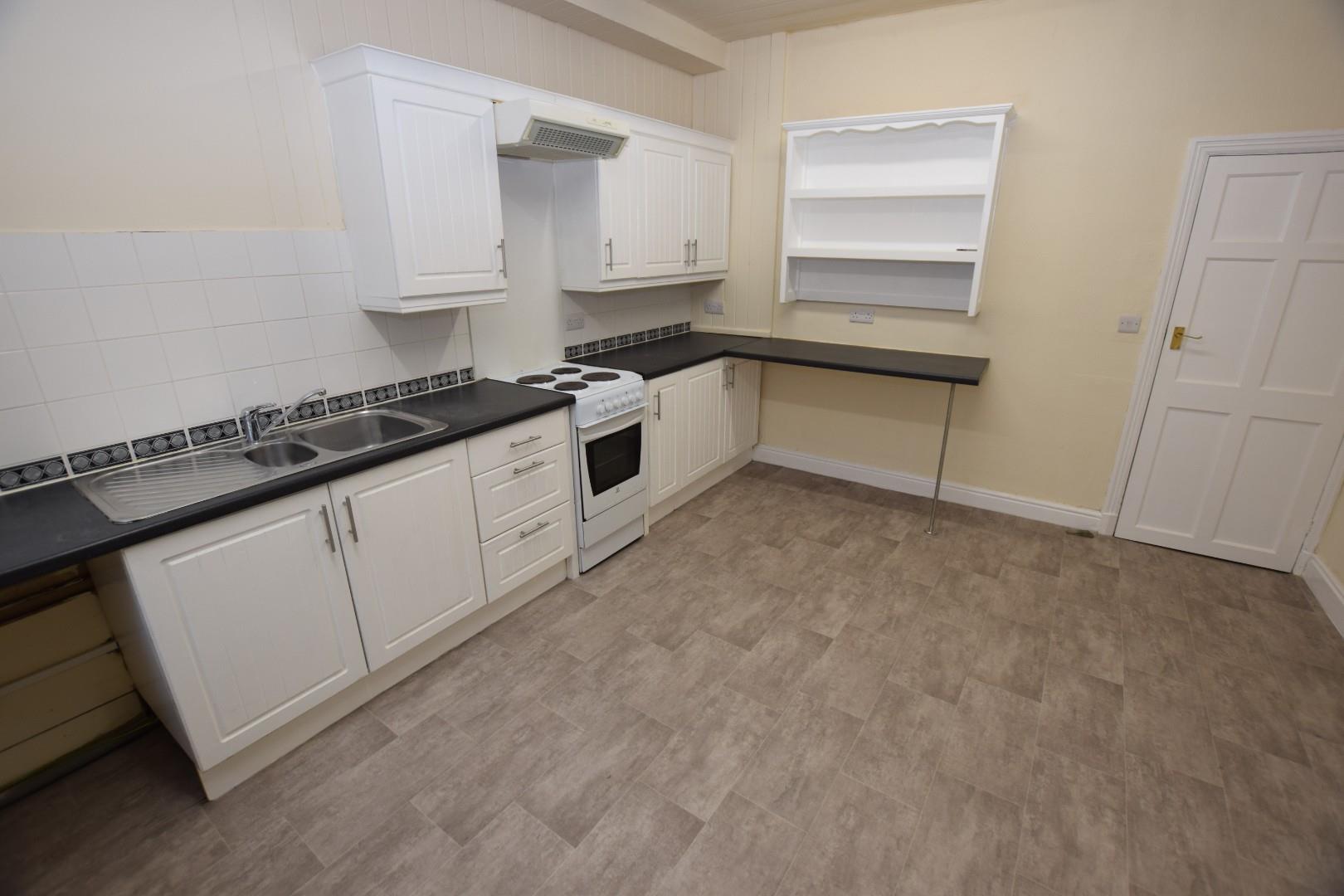 2 bedroom Terraced To Let