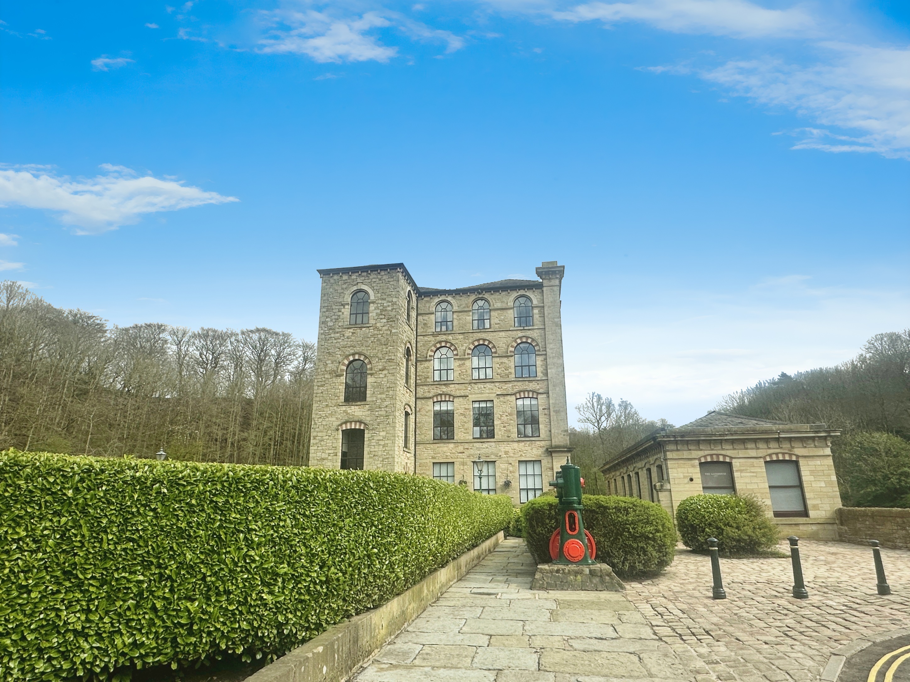 2 bedroom Property SSTC