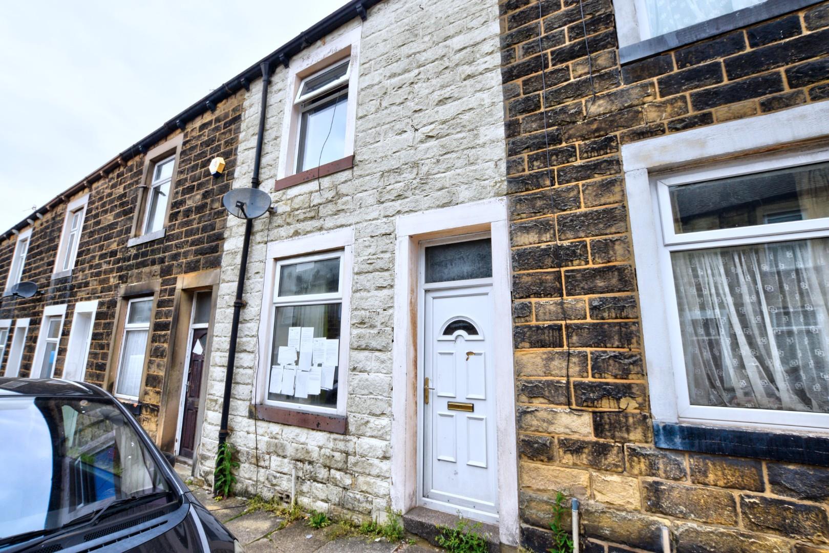 2 bedroom Terraced For Sale