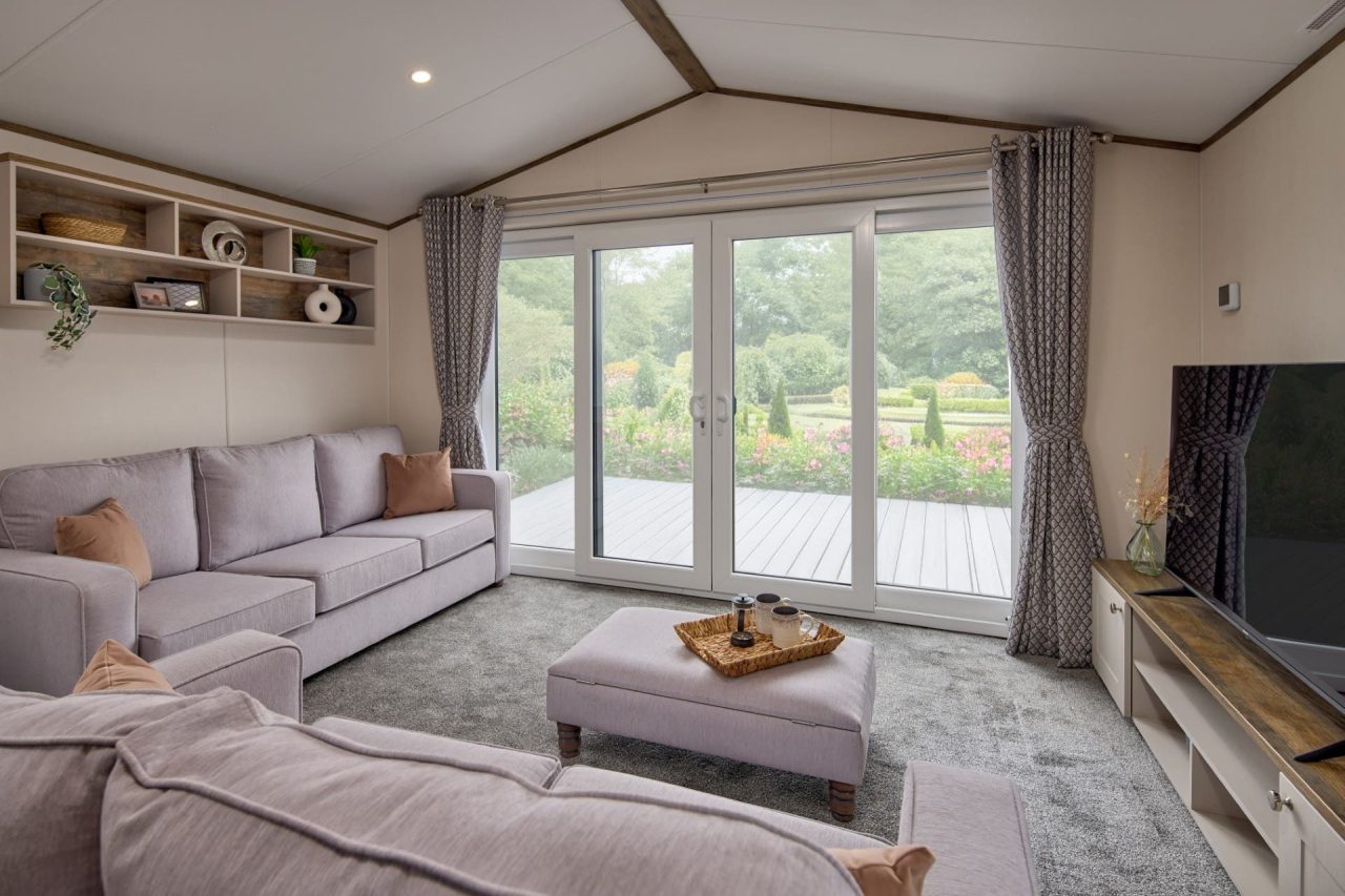 2 bedroom Lodge For Sale