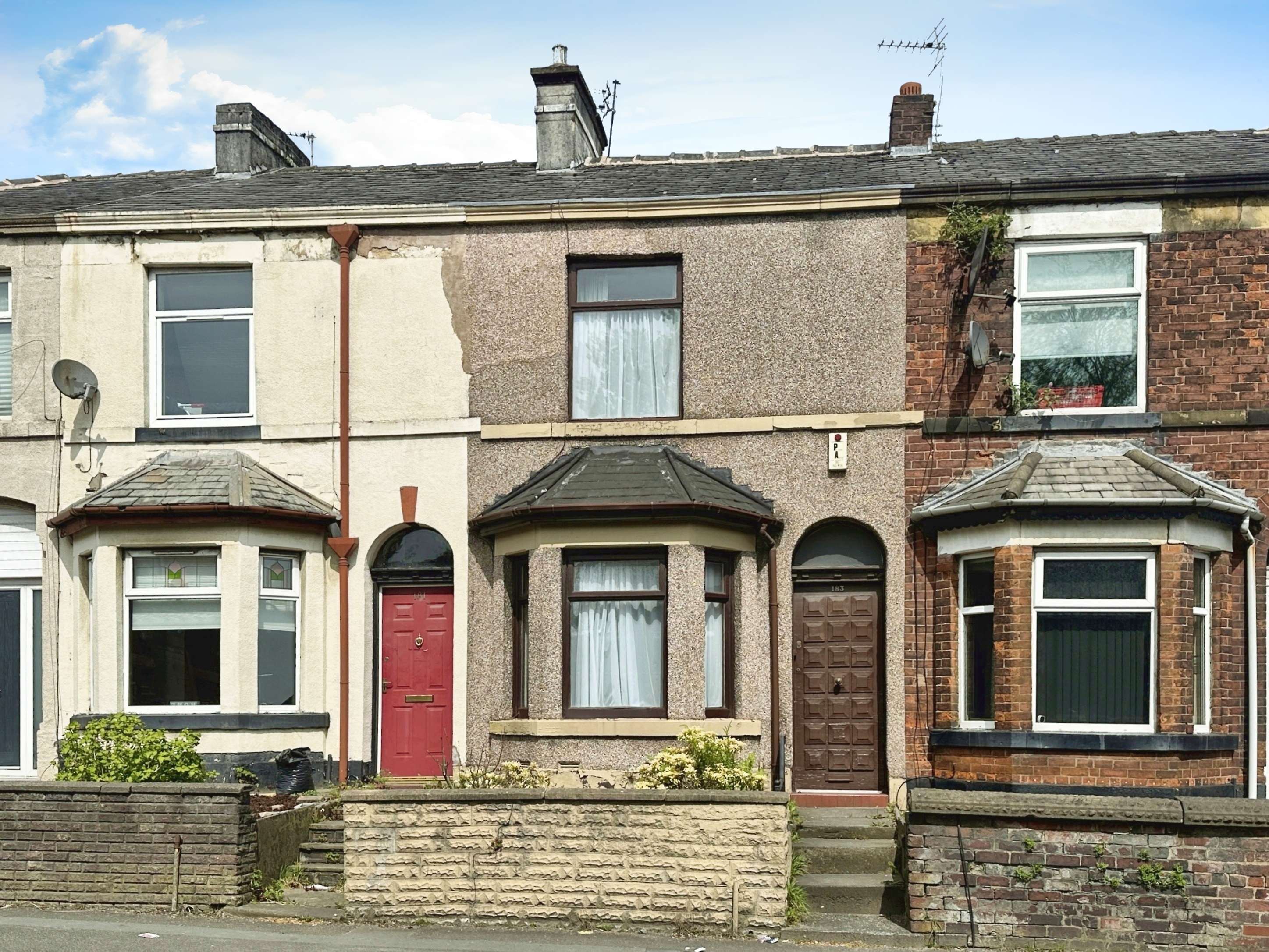 3 bedroom House For Sale