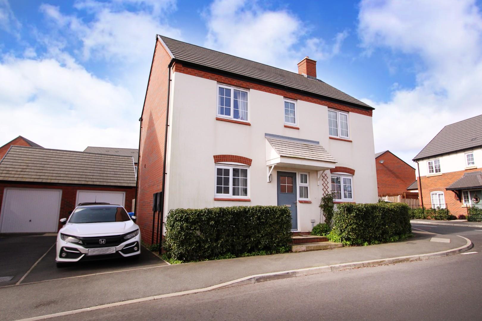 3 bedroom Detached House SSTC