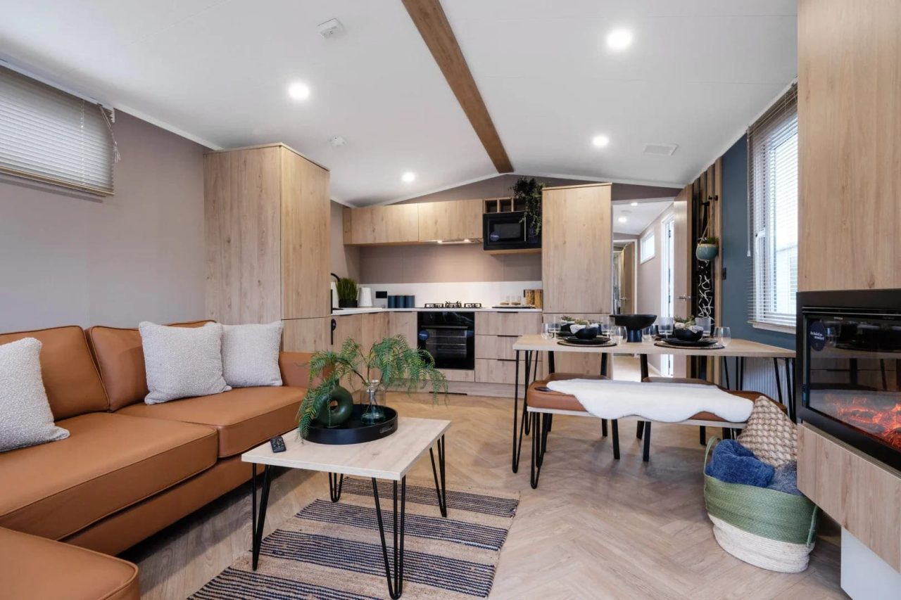 2 bedroom Static Home For Sale