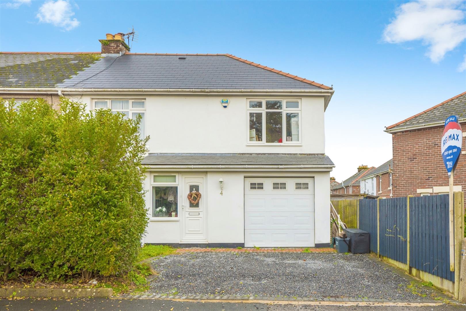 4 bedroom Semi-Detached House For Sale