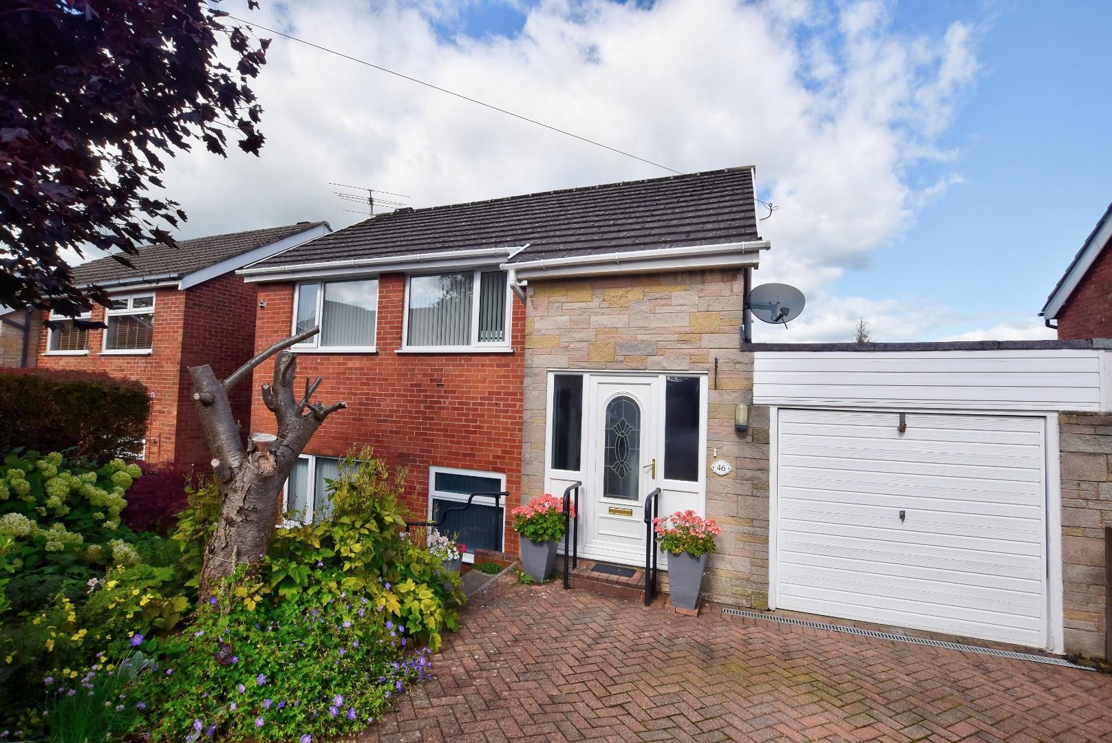 3 bedroom Detached Under Offer