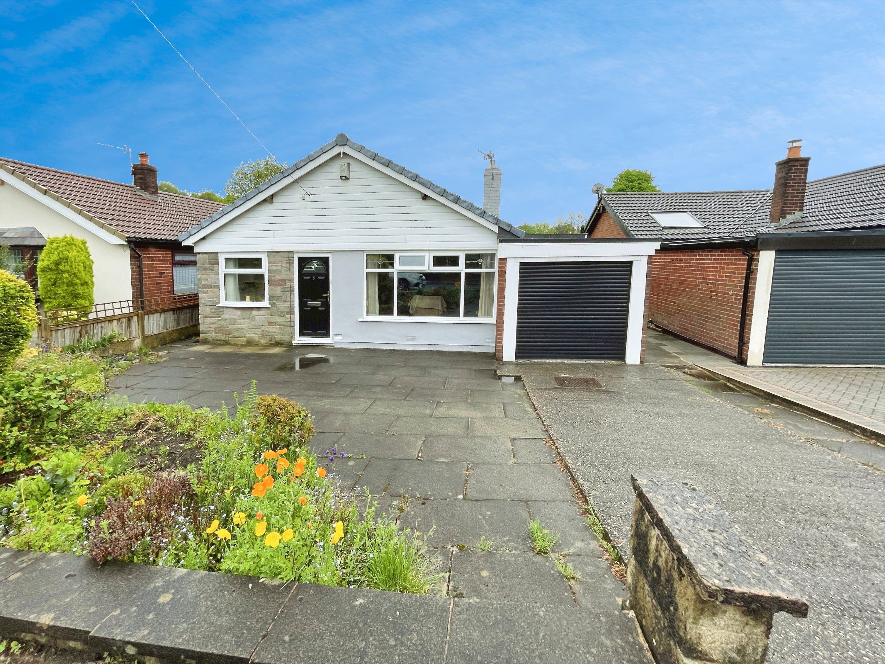 3 bedroom Bungalow For Sale