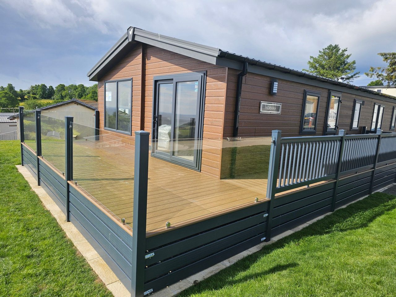 2 bedroom Lodge For Sale