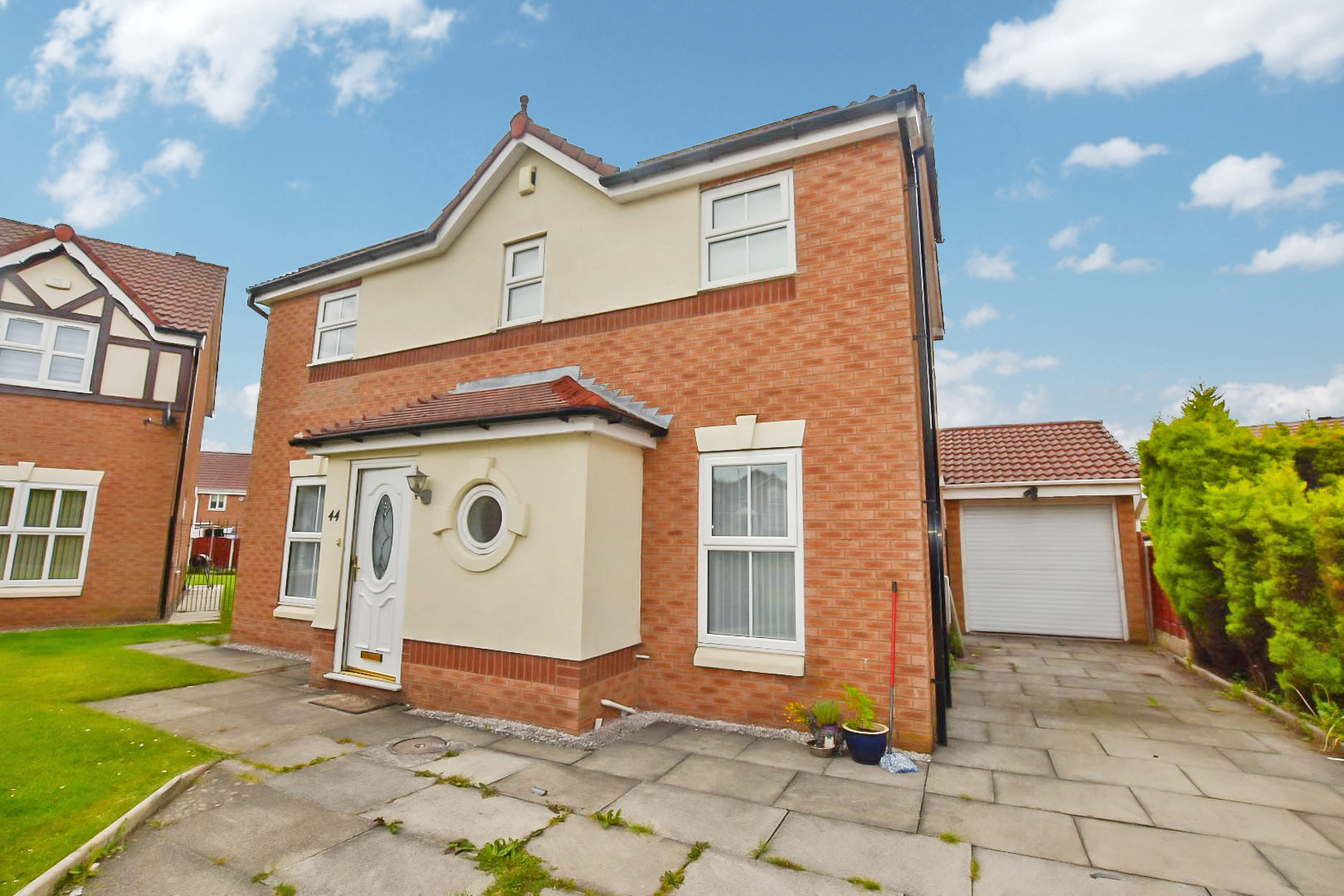 3 bedroom House For Sale
