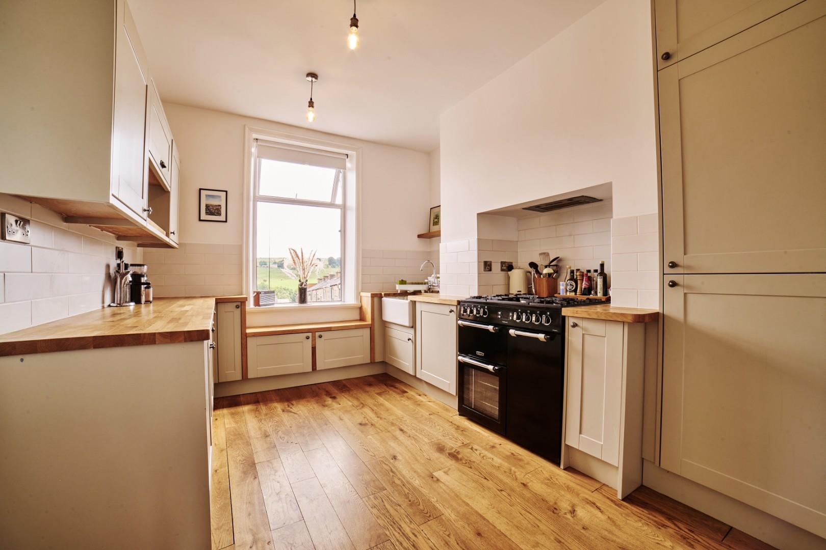 4 bedroom Terraced For Sale