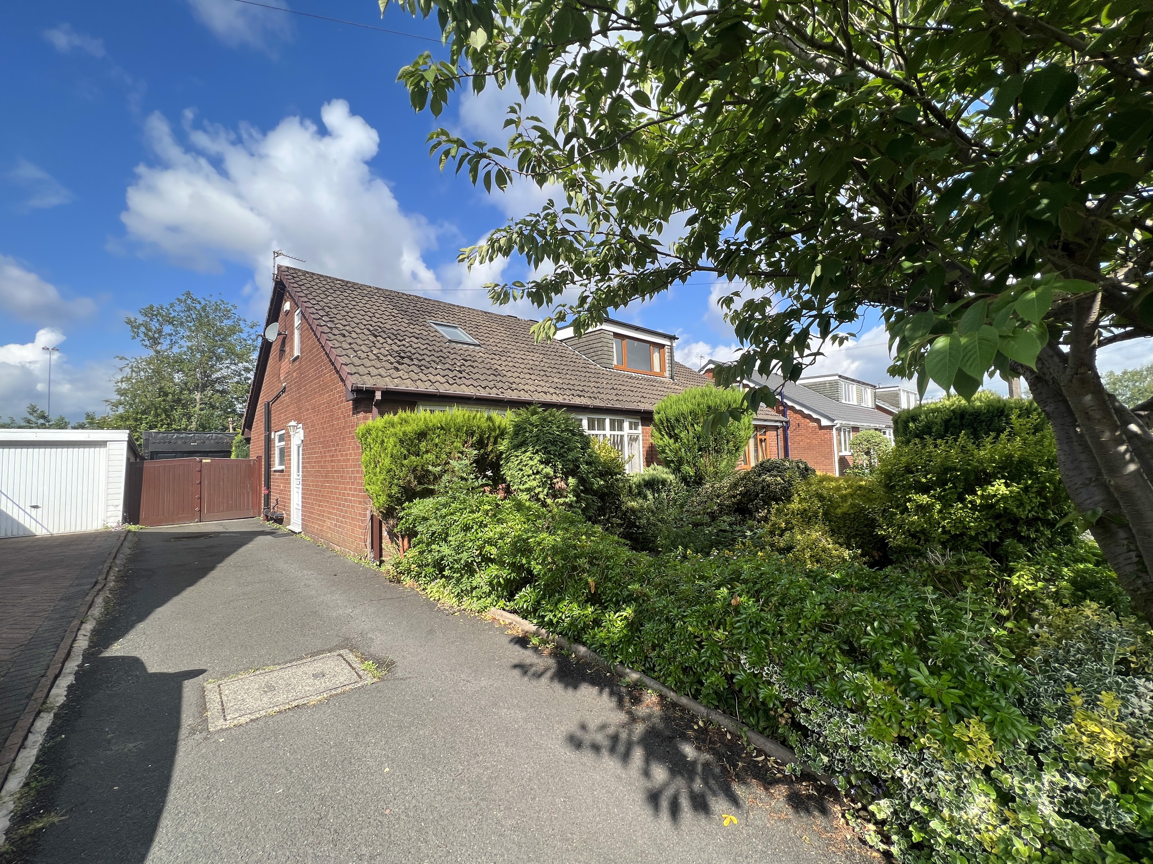 2 bedroom Bungalow SSTC