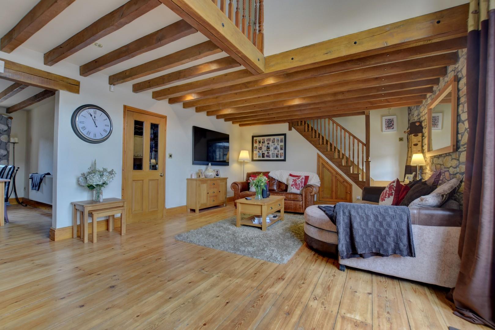 4 bedroom Barn Conversion SSTC