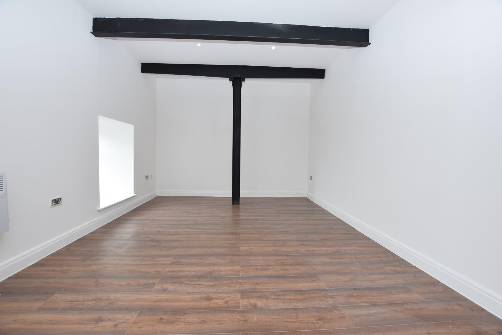 1 bedroom Conversion Let Agreed