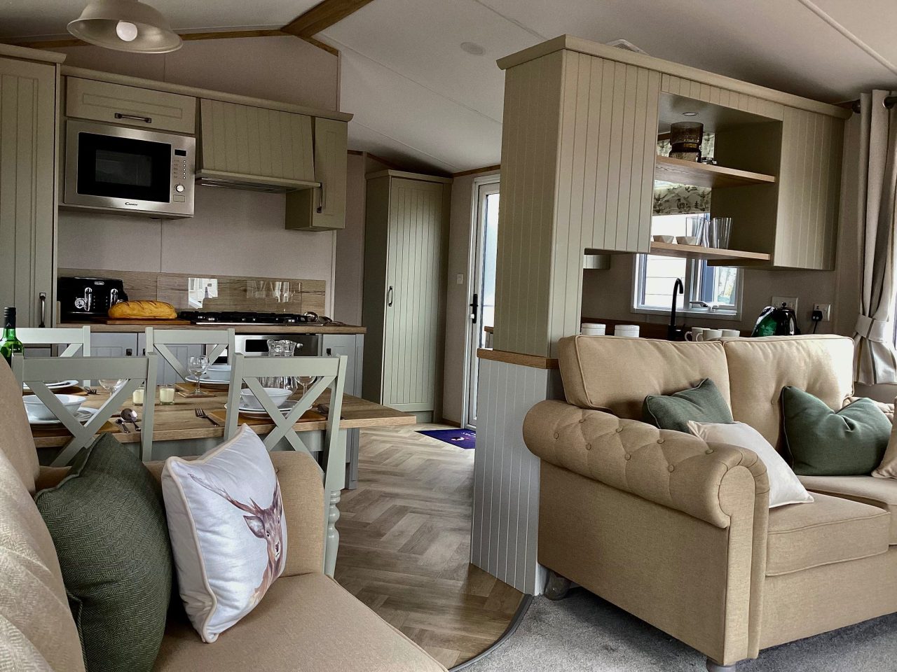 3 bedroom  For Sale
