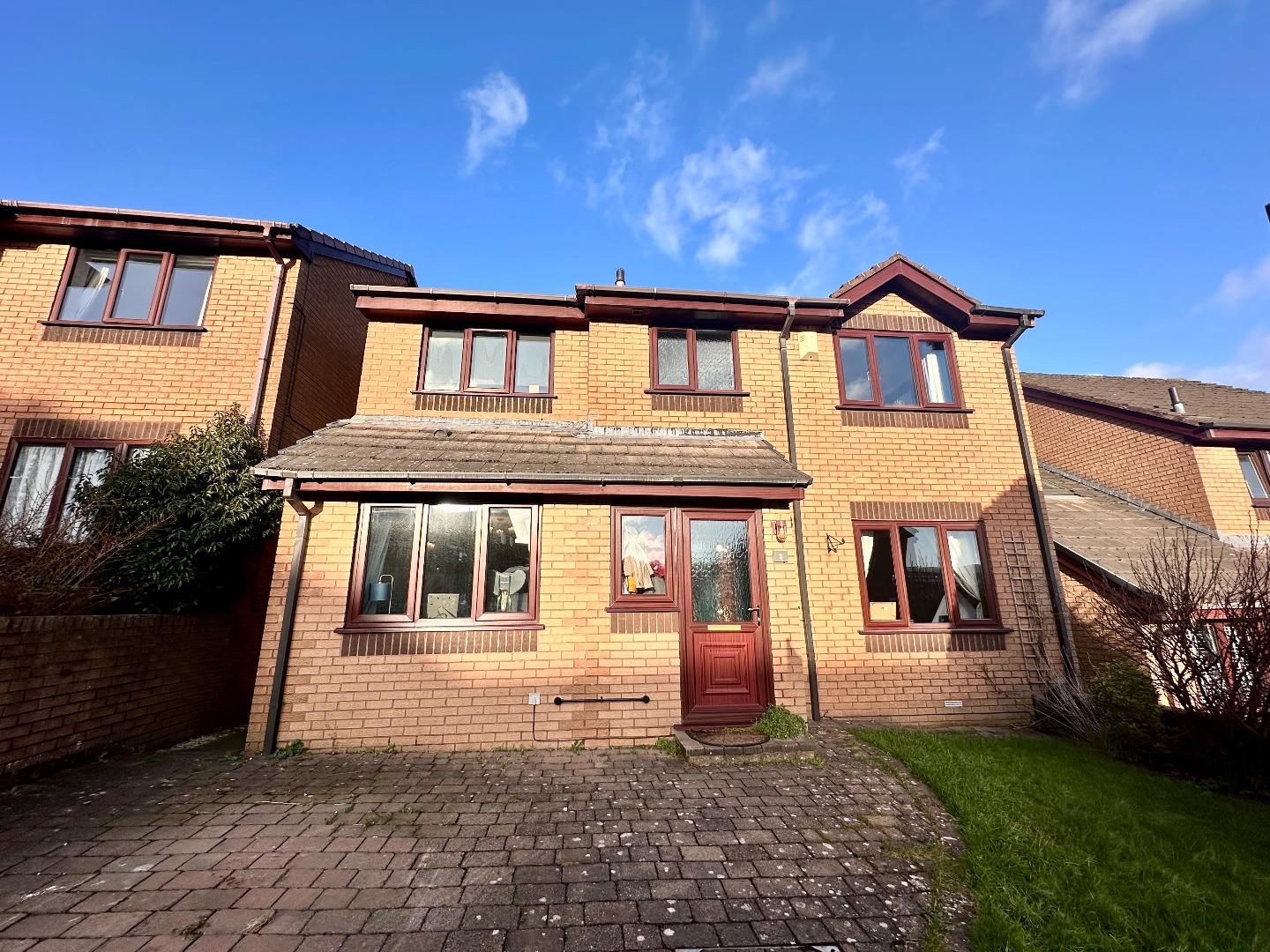 4 bedroom Detached For Sale