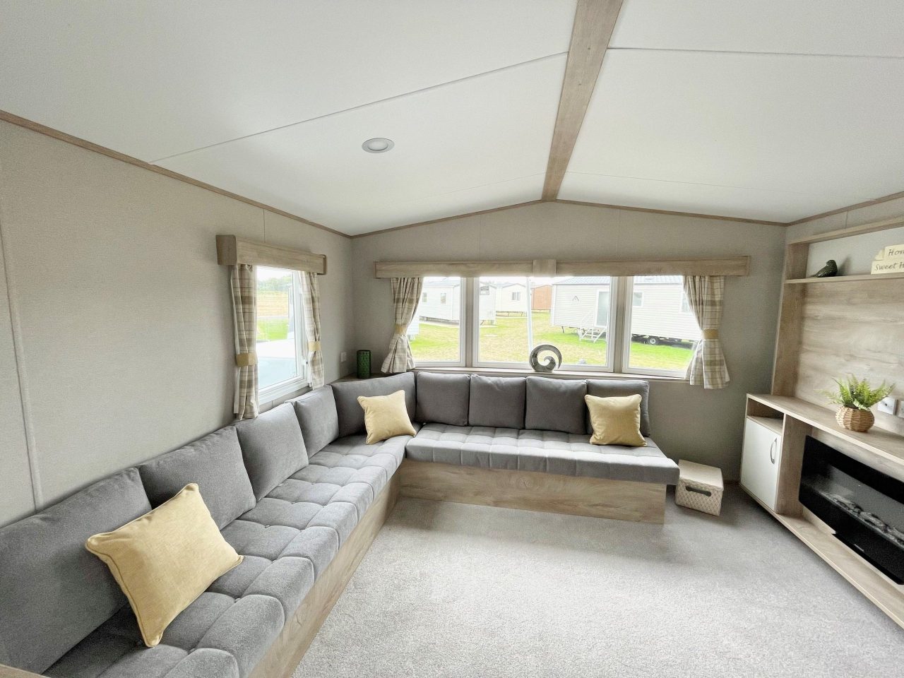 3 bedroom Static Home For Sale