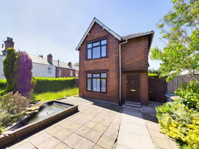 3 bedroom Detached House For Sale