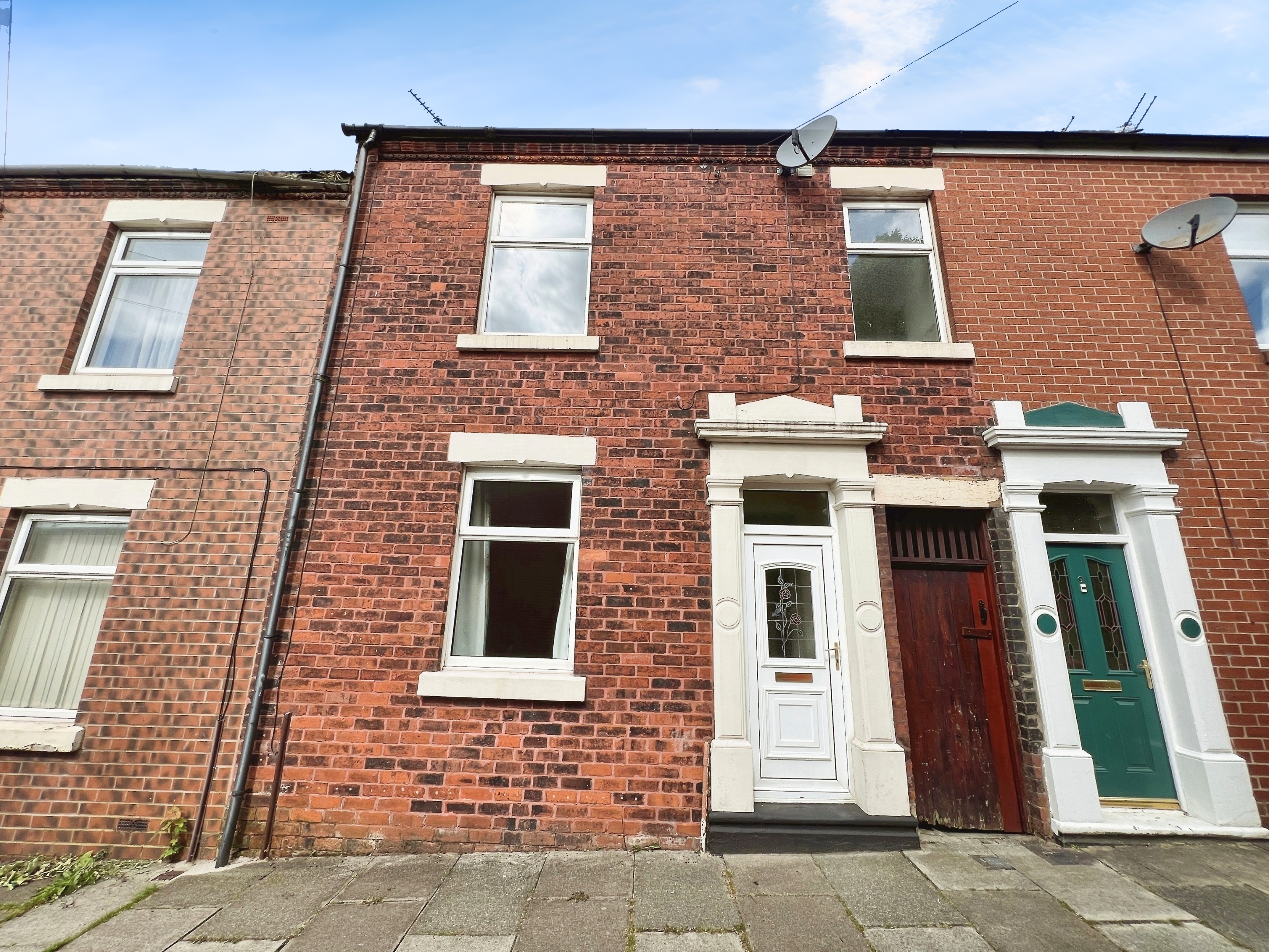 2 bedroom House (unspecified) SSTC