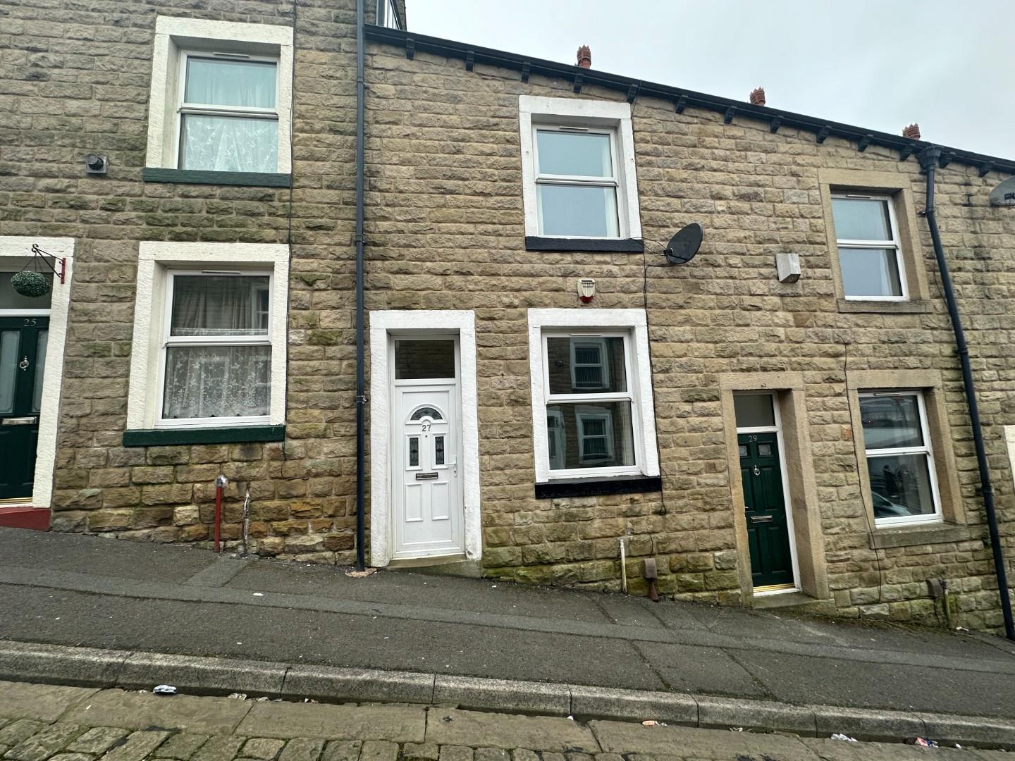 2 bedroom Terraced For Sale