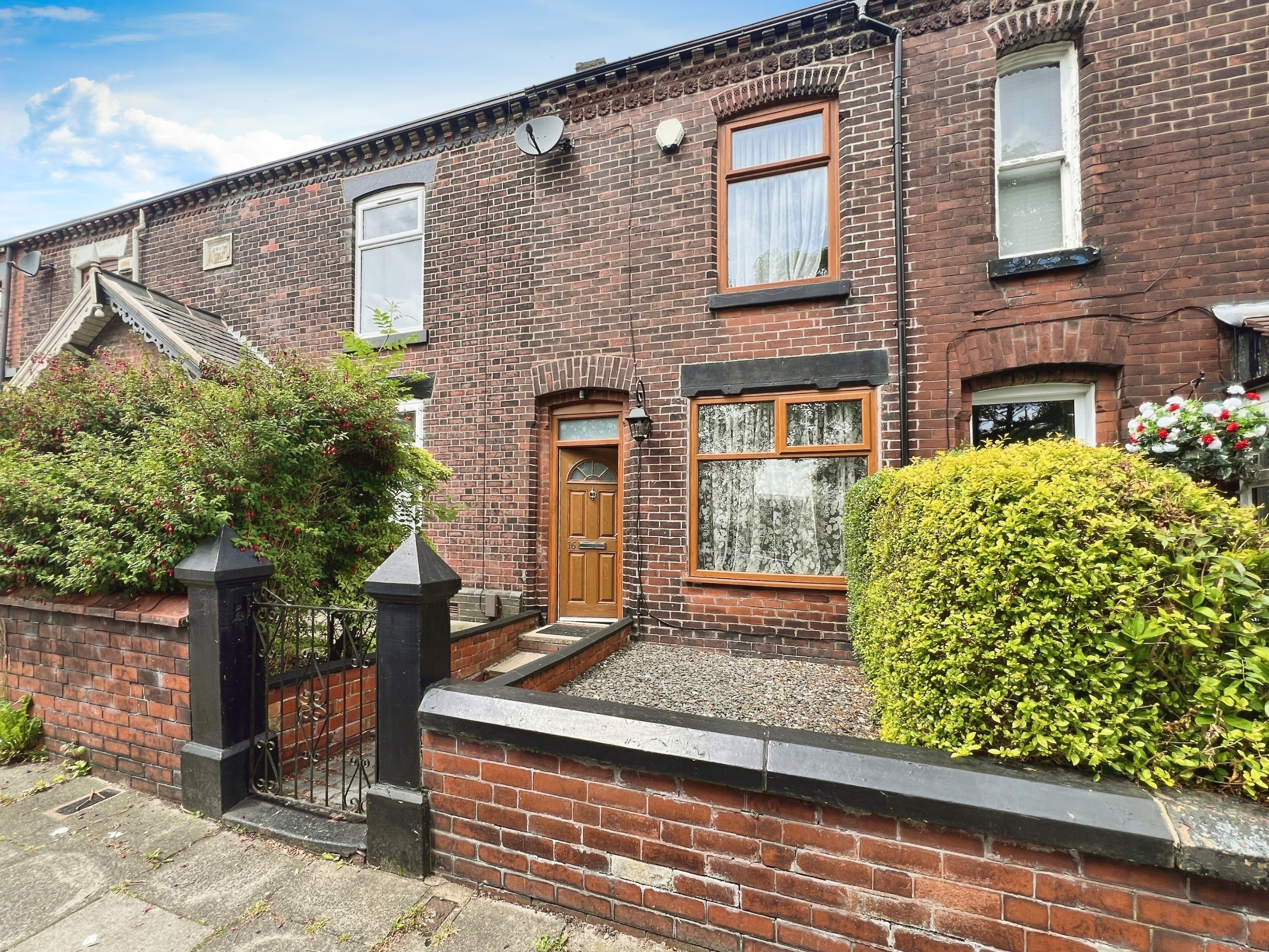 2 bedroom House SSTC