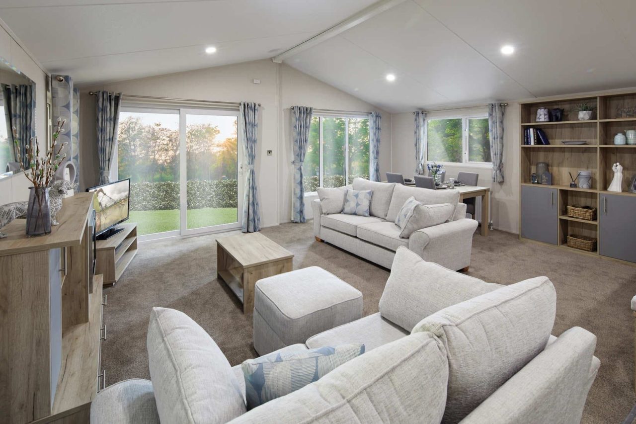 2 bedroom Lodge For Sale
