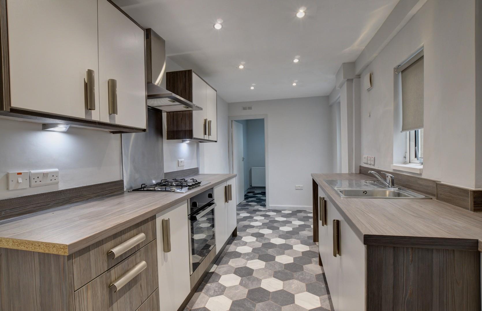 2 bedroom Terraced Let Agreed