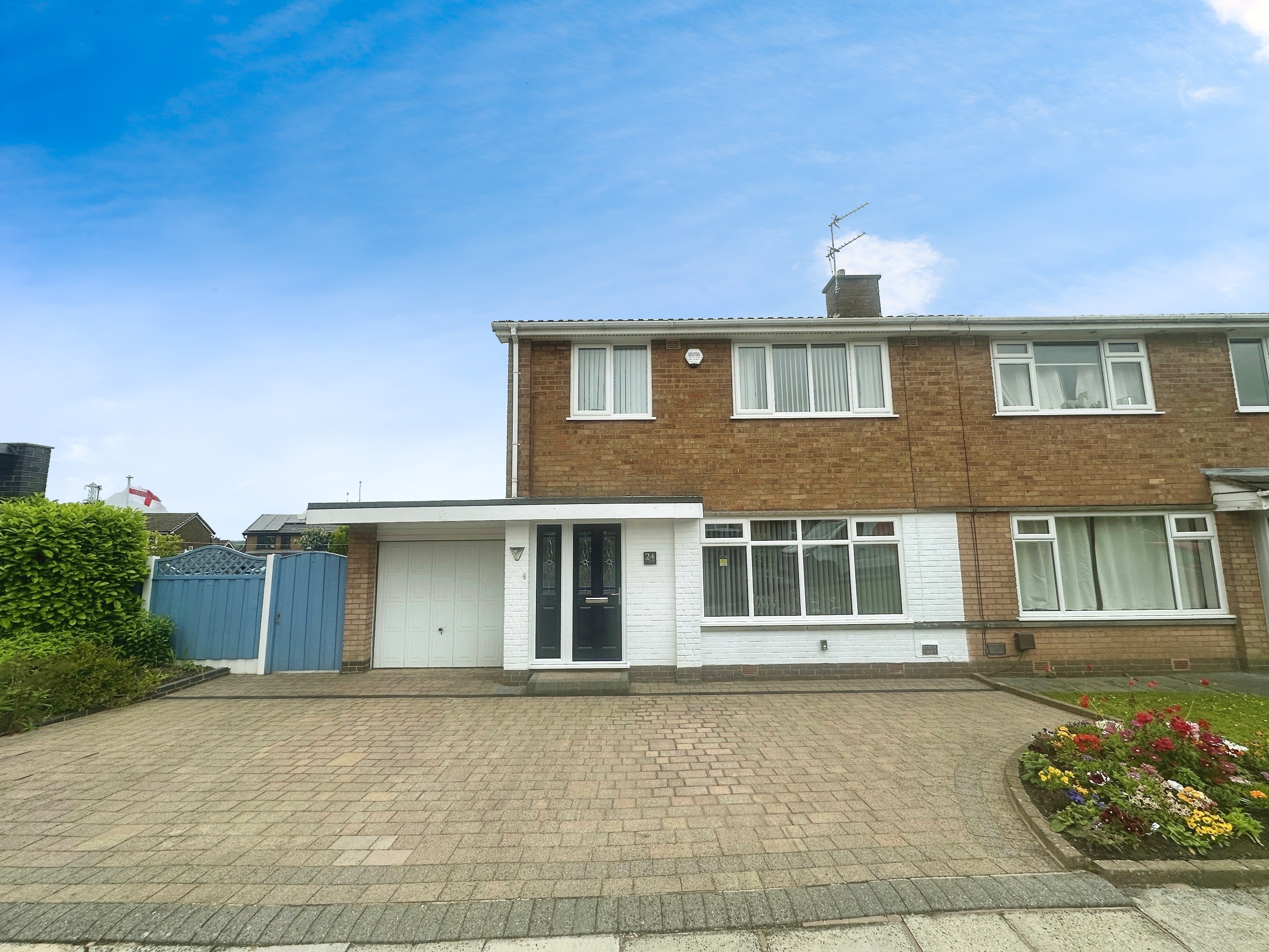 3 bedroom House For Sale