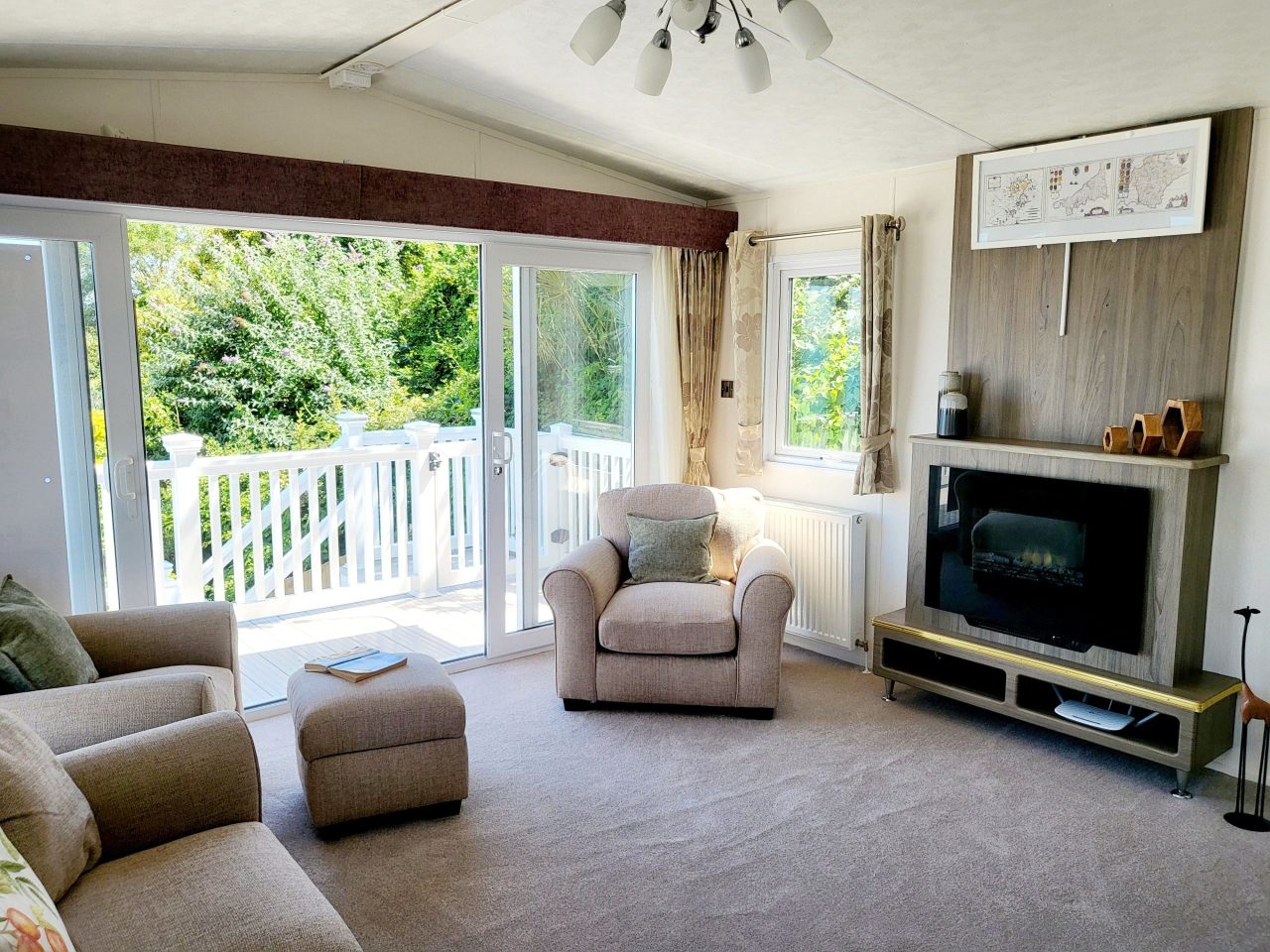 2 bedroom Static Home For Sale