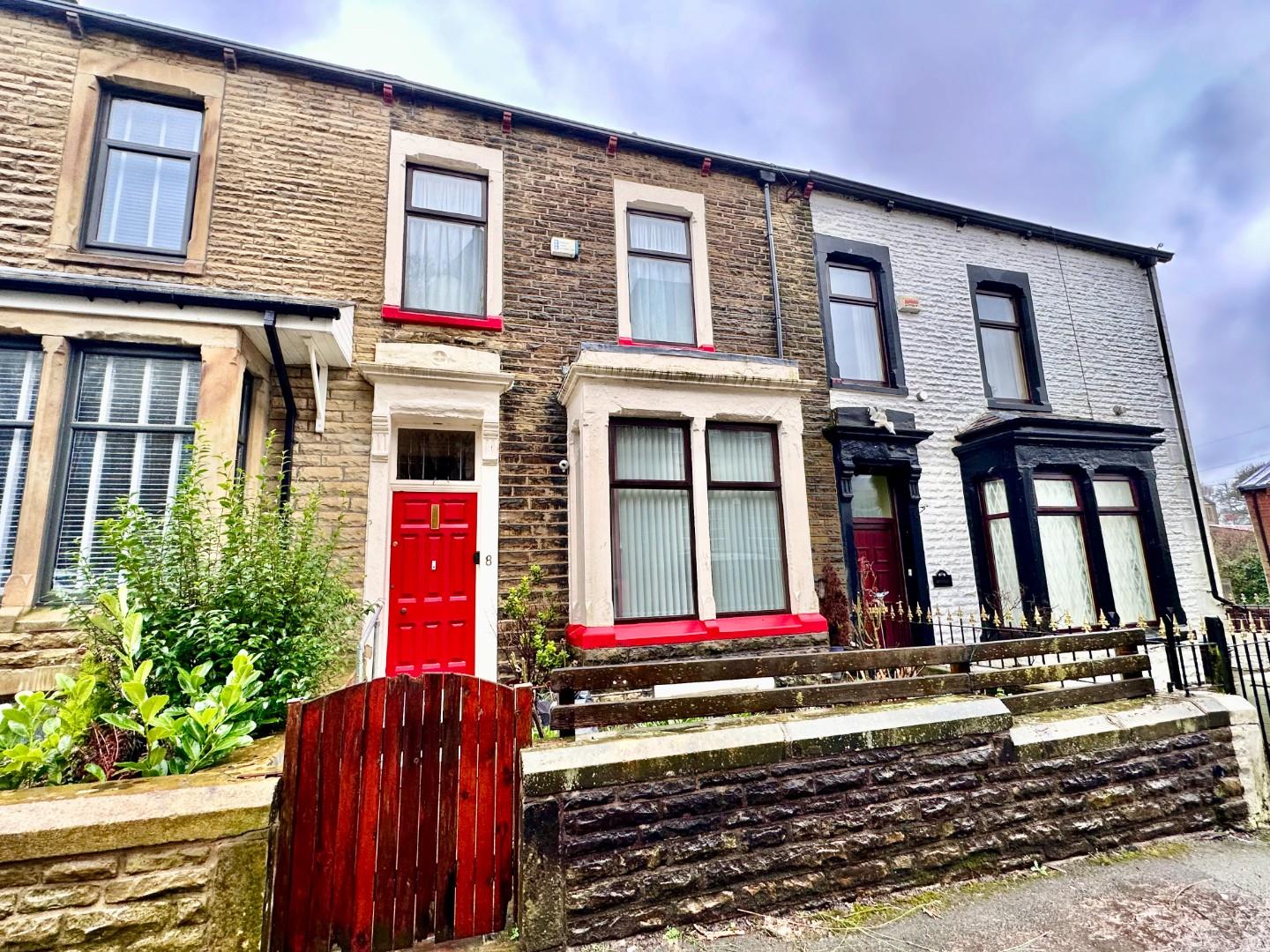 3 bedroom Terraced SSTC