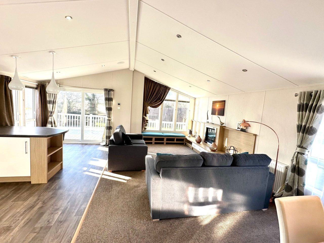 2 bedroom Lodge For Sale