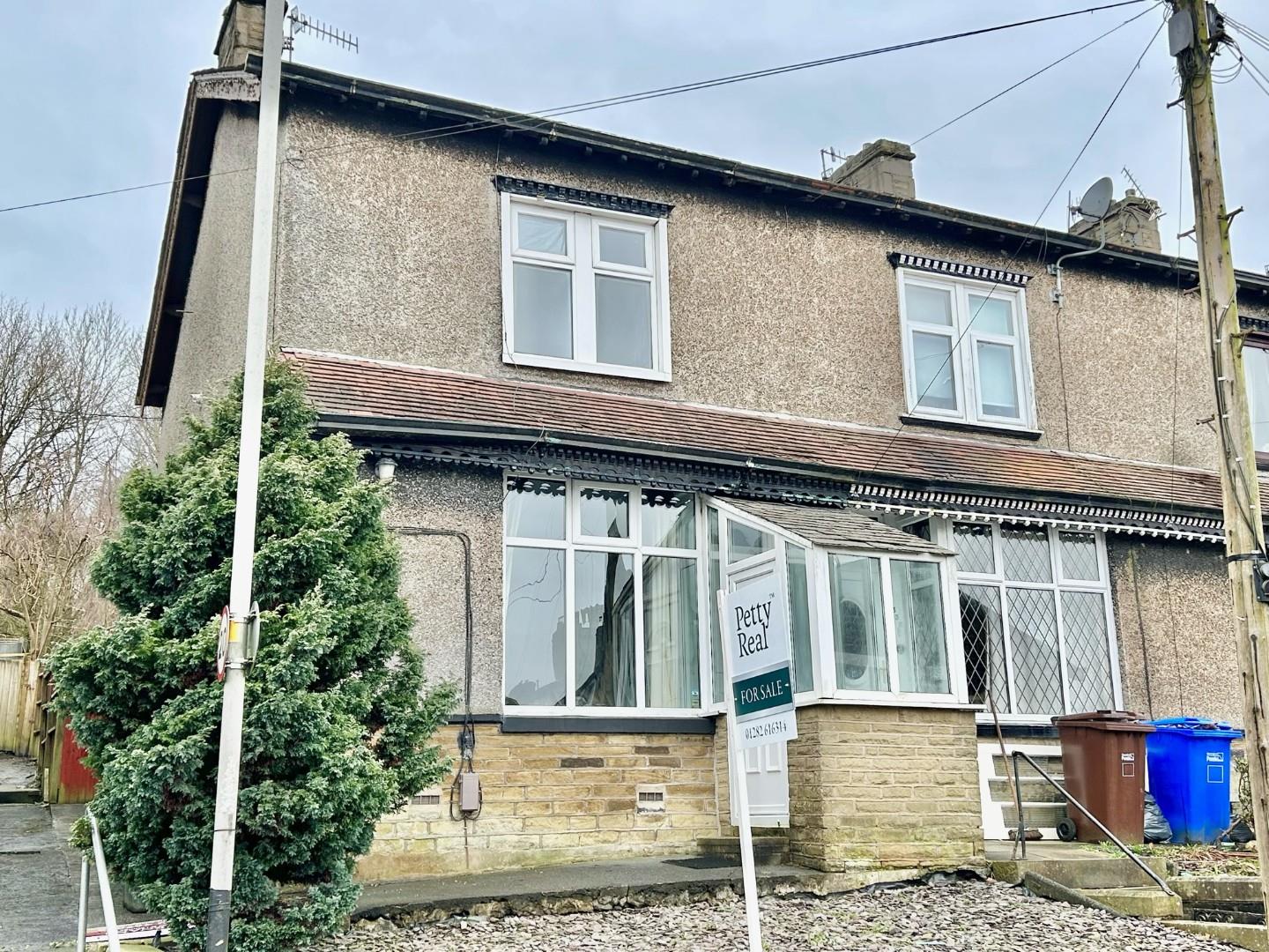3 bedroom Semi-Detached For Sale