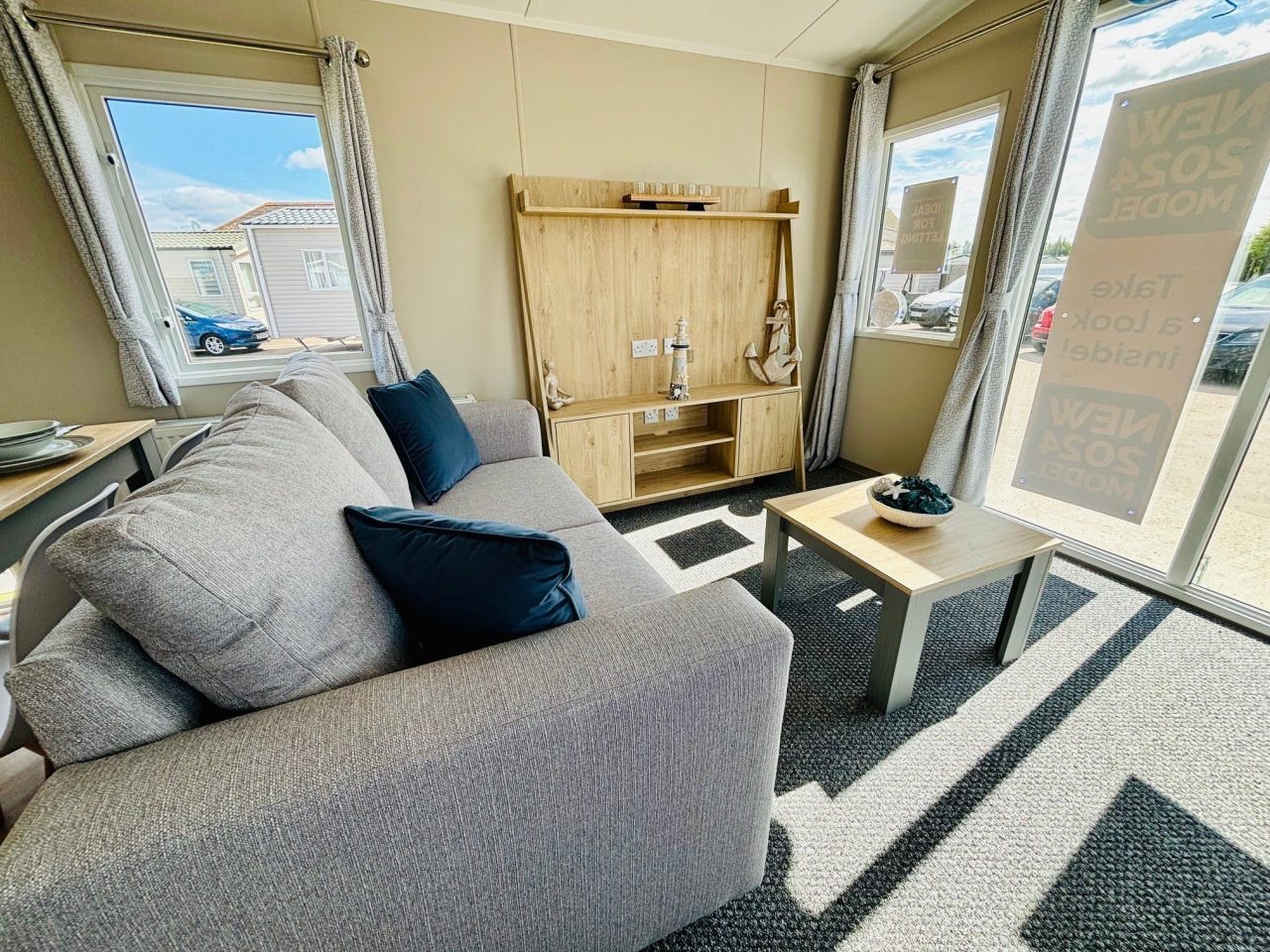 2 bedroom Static Home For Sale