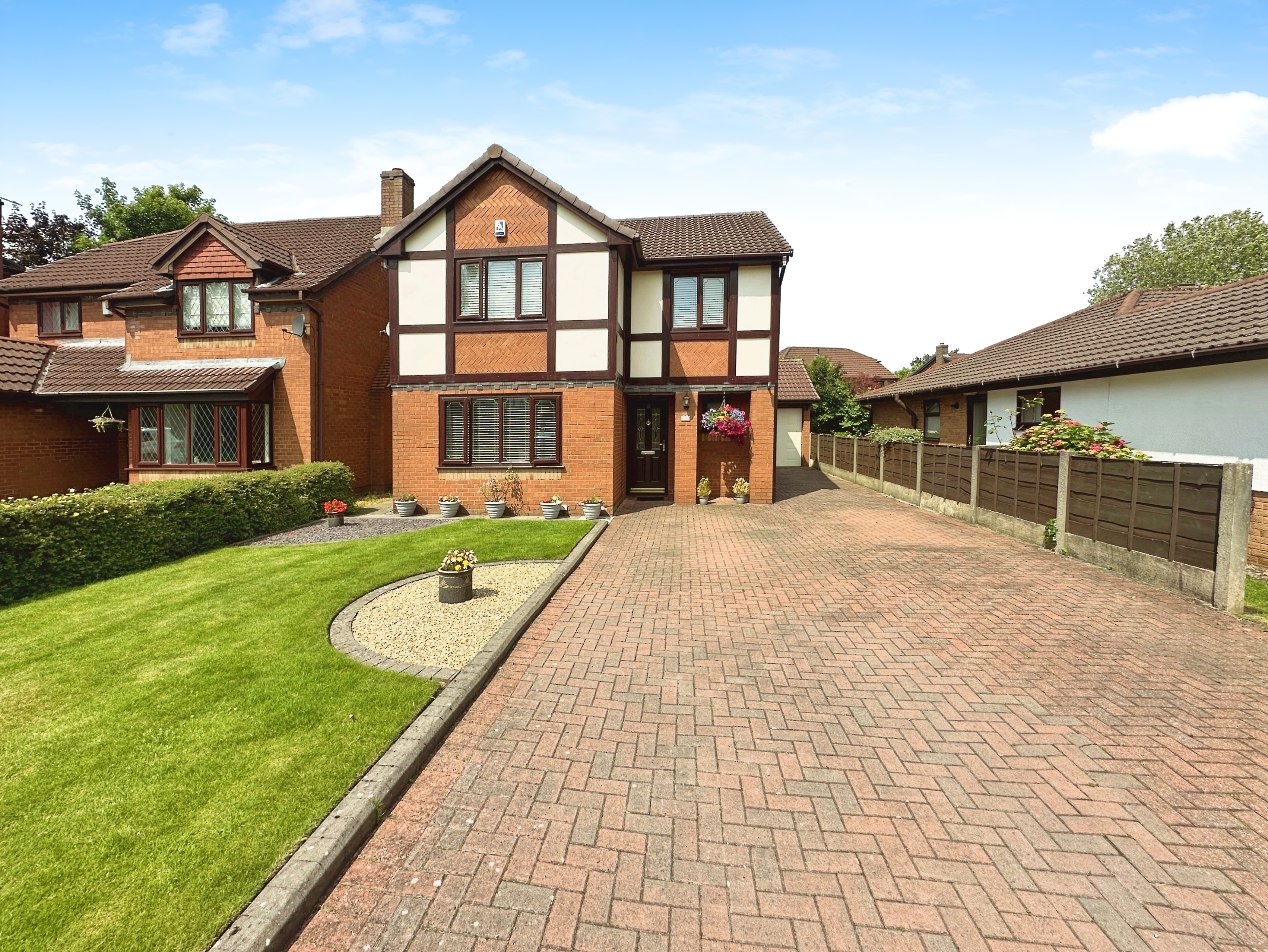 4 bedroom House (unspecified) SSTC